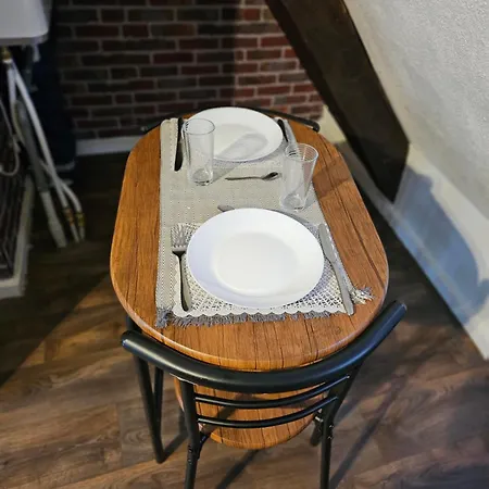20 Minutes A Pieds De La Gare De Apartment Montluçon