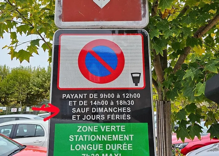 20 Minutes A Pieds De La Gare De